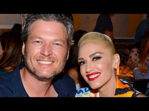 VIDEO : Gwen Stefani and Blake Shelton Take To The Heights In Helicopter Ride