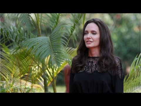 VIDEO : Angelina Jolie Thinks Her Family Will Be Stronger