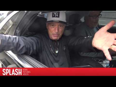 VIDEO : Howie Mandel Begs for Nick Cannon to Come Back to AGT