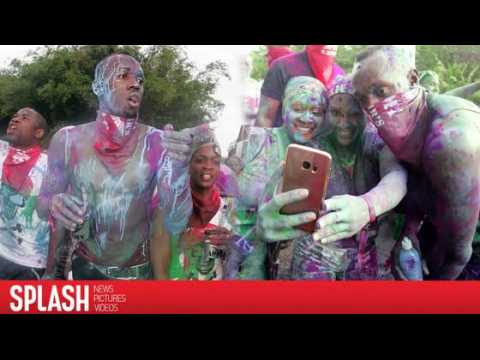 VIDEO : Usain Bolt Parties His Face Off at Carnival in Trinidad