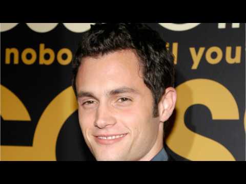 VIDEO : Penn Badgley & Domino Kirke Are Married!