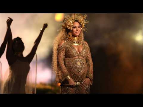 VIDEO : Lady Gaga Will Sub In For Beyonce at Coachella