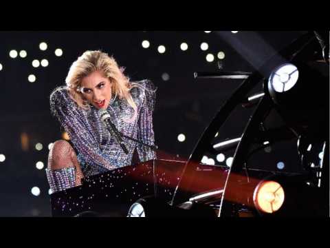 VIDEO : Lady Gaga Takes Beyonce's Spot At Coachella