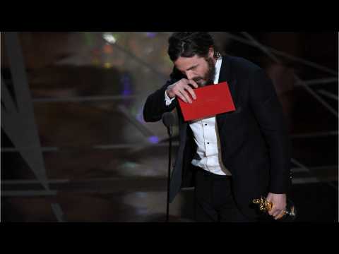 VIDEO : Casey Affleck Responds To Sexual Abuse Allegations After Oscar Win