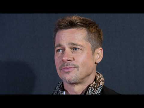 VIDEO : Brad Pitt Will Rock Silver Fox In Netflix's 'War Machine'