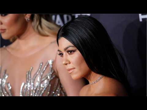 VIDEO : Kourtney Kardashian's Secret For Shiny Hair