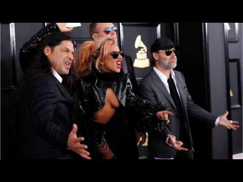 VIDEO : Grammys 2017: Lady Gaga Has Blorange Hair Now