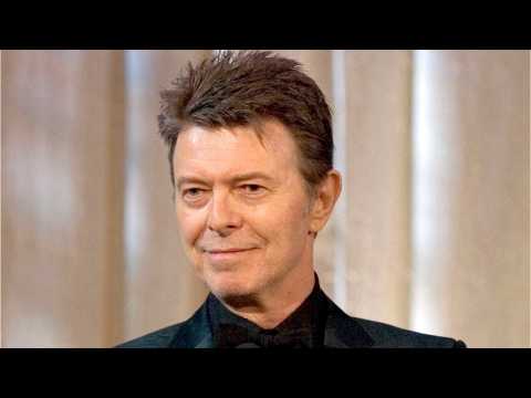 VIDEO : David Bowie wins Grammy for rock song