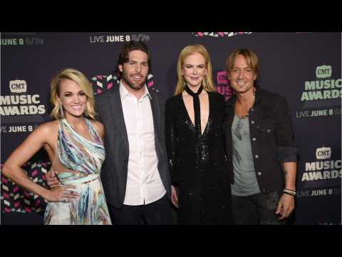 VIDEO : Carrie Underwood Hoping to Go on Hockey Date With Keith Urban and Nicole Kidman