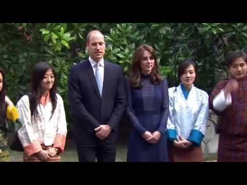 VIDEO : Prince William and Kate Middleton to Visit Paris for First Time