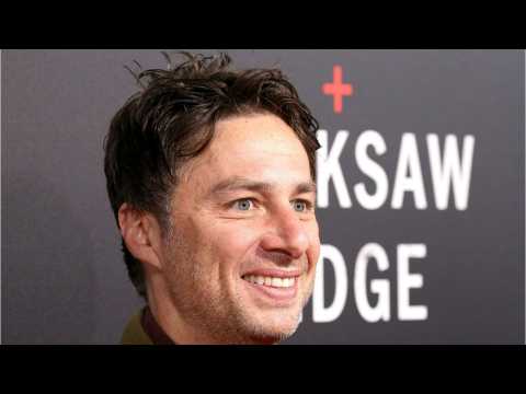 VIDEO : Zach Braff Will Ditch Locks To Join 'SNL'