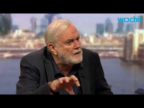 VIDEO : John Cleese Joins The Justice League