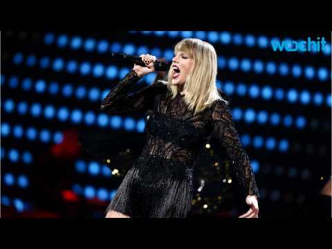 VIDEO : Taylor Swift Says She Won't Be Touring This Year