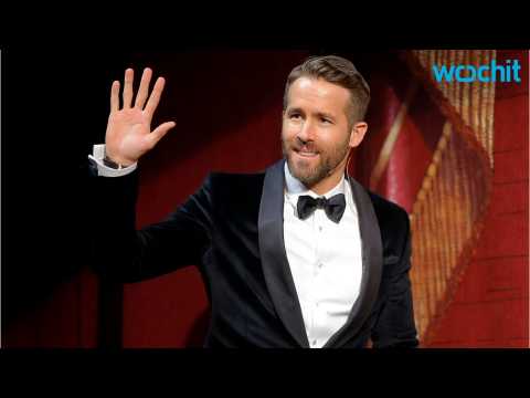 VIDEO : Ryan Reynolds Honored At Harvard's Hasty Pudding Ceremony
