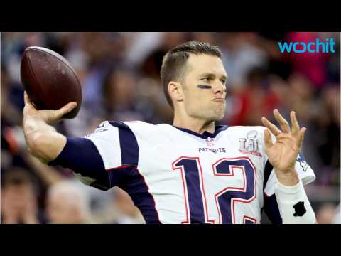VIDEO : Tom Brady Tempts Fate Before Super Bowl LI Victory