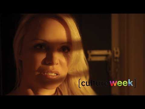 VIDEO : Saint-Valentin : Pamela Anderson en mode hot pour Coco de mer