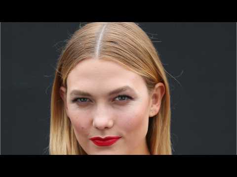 VIDEO : Model Karlie Kloss Speaks Out After Controversial Photo Shoot