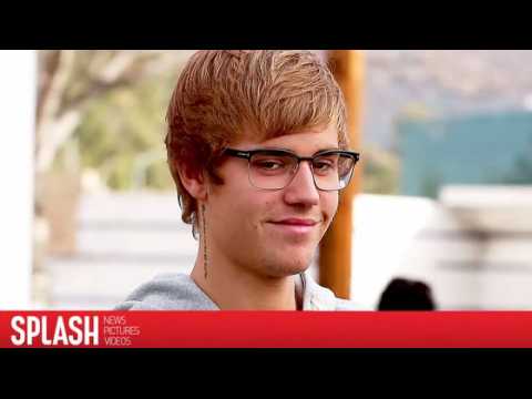 VIDEO : Justin Bieber Claims He Spent Valentines Day Alone