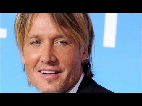 VIDEO : Keith Urban Leads Academy Of Country Music Noms