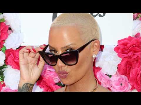 VIDEO : Amber Rose Reveals New Tattoo After Breakup