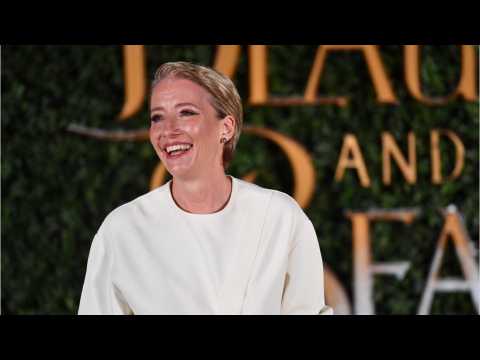 VIDEO : Emma Thompson Skipping Love Actually Sequel