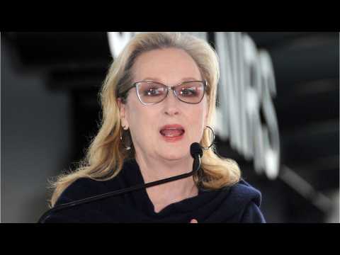VIDEO : Did Meryl Streep Turn Down Wearing A Chanel Dress To The Oscars?