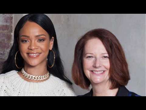 VIDEO : Rihanna Named Harvard's 2017 Humanitarian Of The Year