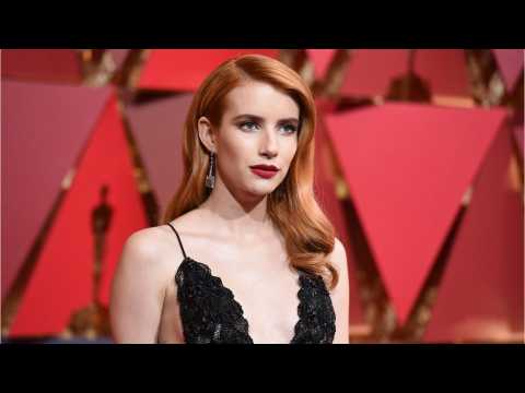 VIDEO : Oscars 2017: Emma Roberts Debuts Fiery Red Hair