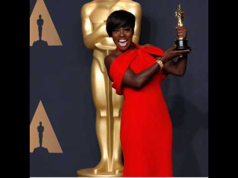 VIDEO : Viola Davis Wins Her First Oscar For Best Supporting Actress