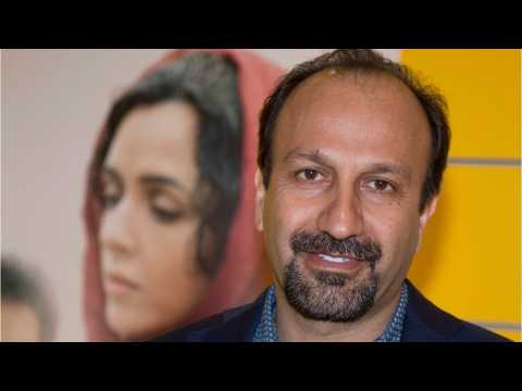 VIDEO : Asghar Farhadi Wins Oscar For Best Foreign Film