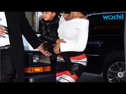 VIDEO : Blue Ivy Steals Spotlight From Mom Beyonce