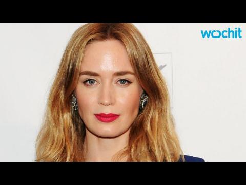 VIDEO : Emily Blunt Is Officially a U.S. Citizen