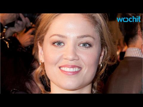VIDEO : See Erika Christensen's Gorgeous Wedding Pictures!