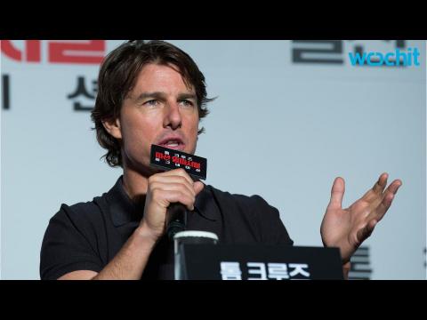 VIDEO : Plane Used by Tom Cruise Movie Crew Crashes in Colombia