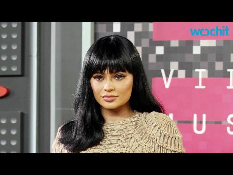 VIDEO : Kylie Jenner Discusses Her Famous Lips