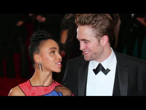 VIDEO : Robert Pattinson & FKA Twigs Are Excited To Get Married