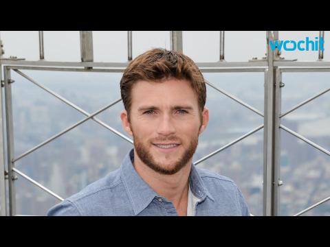VIDEO : Is Everyone Ready to See Scott Eastwood With a Puppy?