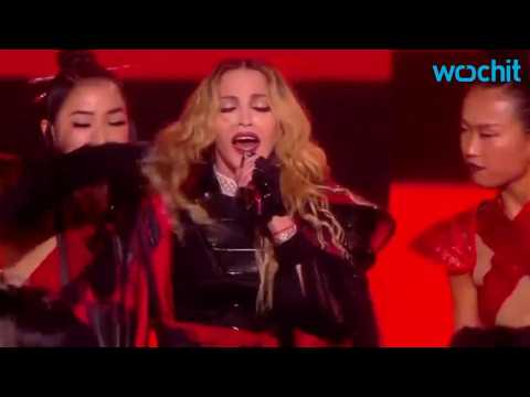 VIDEO : Madonna the Super-diva Allegedly Told a Dancer to Kiss Her Feet for Being Late!