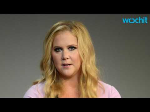 VIDEO : Amy Schumer and Jennifer Lawrence Are Not BFFs--And That's OK!