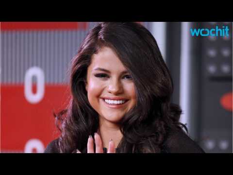 VIDEO : Selena Gomez Praises Justin Bieber?s Comeback