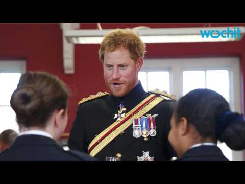 VIDEO : Prince Harry Wears Military Uniform During School Visit