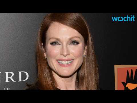 VIDEO : Julianne Moore Launches Campaign in Support of Gun Safety