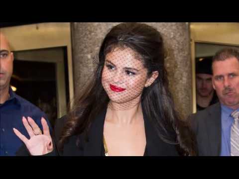 VIDEO : Selena Gomez Shows Edgy Side In Black Veil