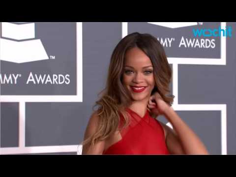 VIDEO : Rihanna Opens Up to Vanity Fair