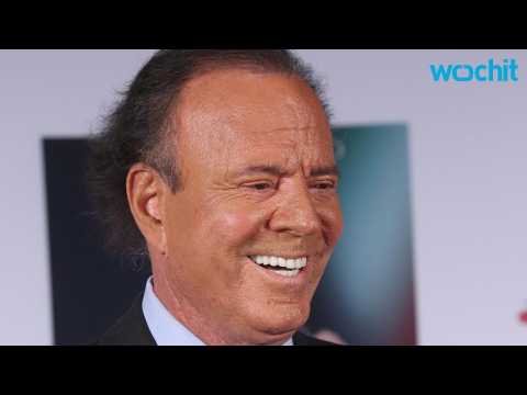 VIDEO : Julio Iglesias Says He Will Not Perform in 'Clown' Donald Trump's Casinos