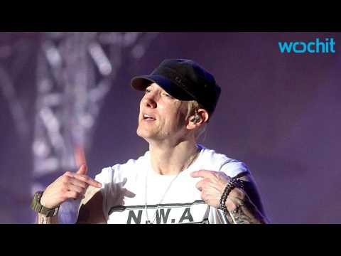 VIDEO : Eminem Responds to 10-Year-Old British Superfan