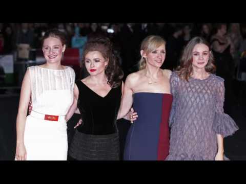 VIDEO : Carey Mulligans Suffragette Premiere Attracts Protestors
