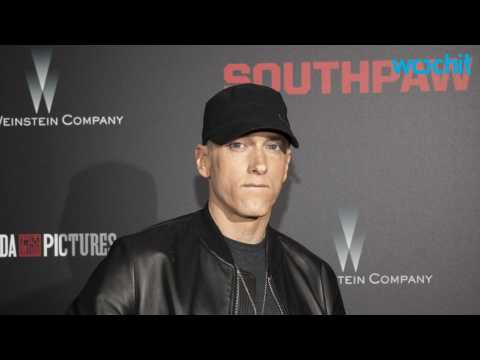 VIDEO : Eminem Remembers Tupac Shakur