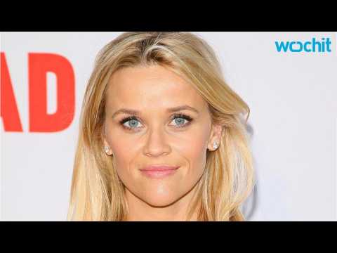 VIDEO : Reese Witherspoon Wishes Her 