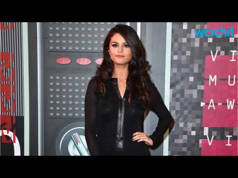 VIDEO : Selena Gomez Opens Up About Lupus Diagnosis